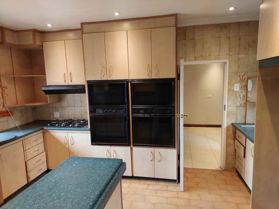 To Let 5 Bedroom Property for Rent in Bramley Gauteng