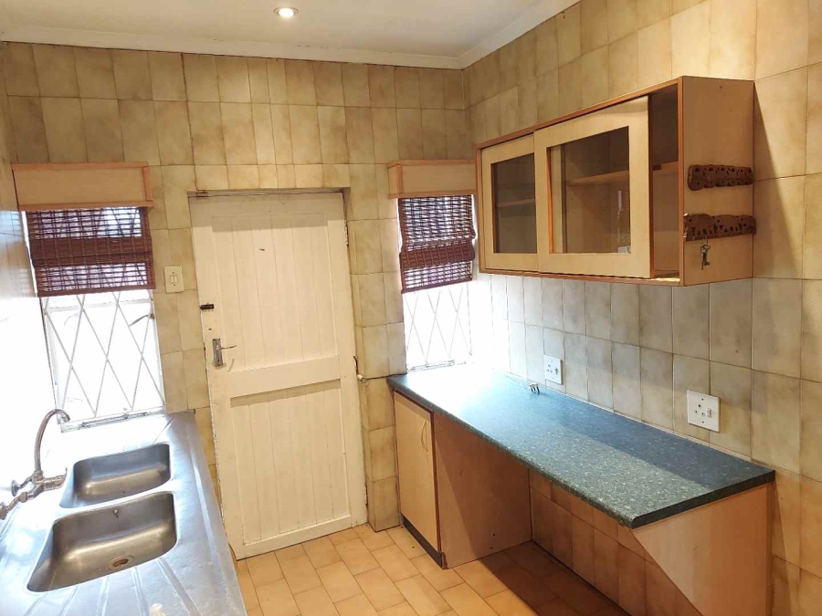 To Let 5 Bedroom Property for Rent in Bramley Gauteng