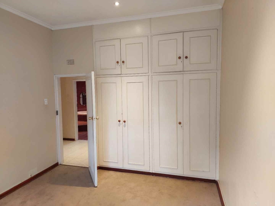 To Let 5 Bedroom Property for Rent in Bramley Gauteng