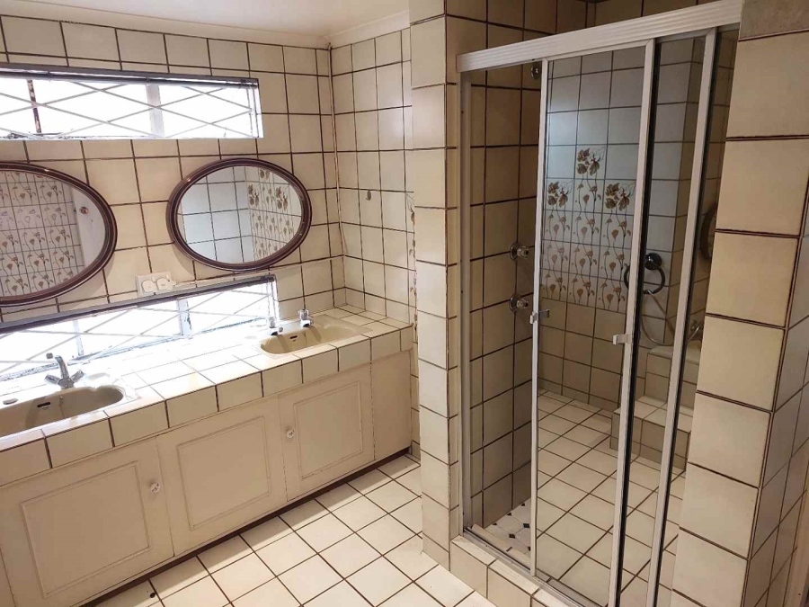 To Let 5 Bedroom Property for Rent in Bramley Gauteng