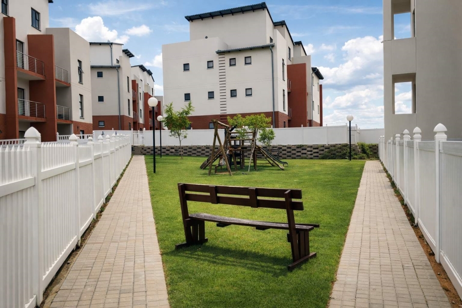 2 Bedroom Property for Sale in Woodmead Gauteng