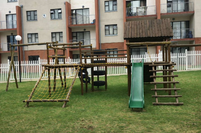 2 Bedroom Property for Sale in Woodmead Gauteng