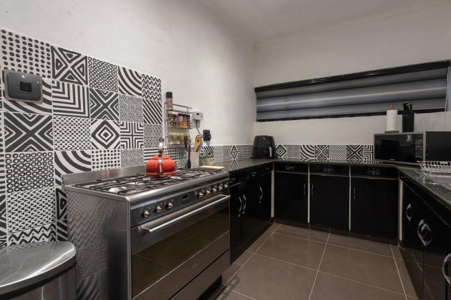 3 Bedroom Property for Sale in South Crest Gauteng