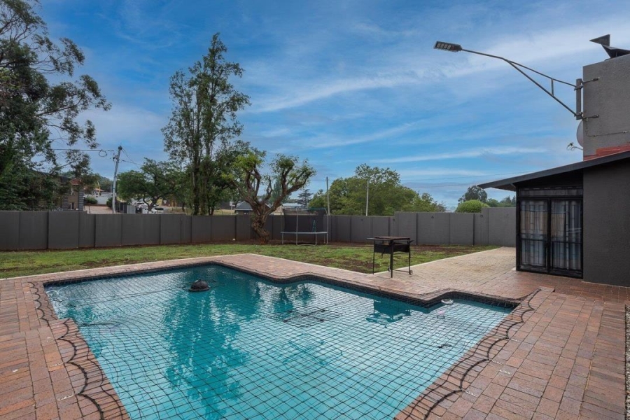 3 Bedroom Property for Sale in South Crest Gauteng