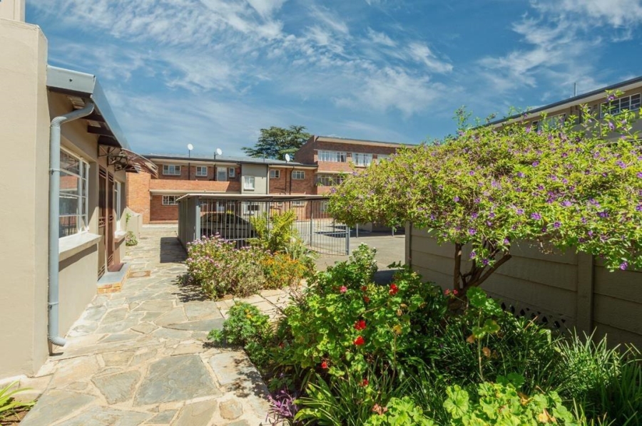 2 Bedroom Property for Sale in Lambton Gauteng