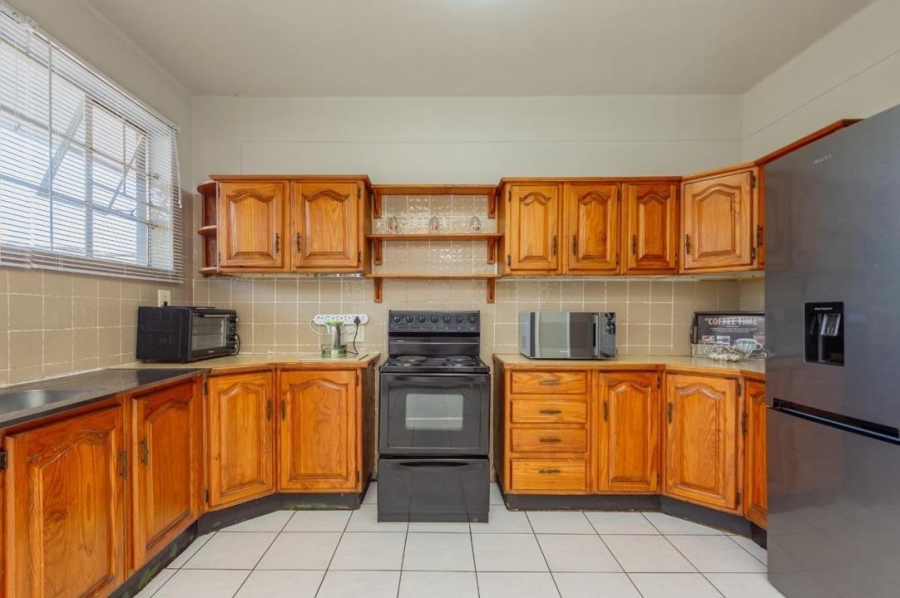 2 Bedroom Property for Sale in Lambton Gauteng