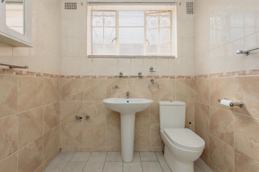 2 Bedroom Property for Sale in Lambton Gauteng