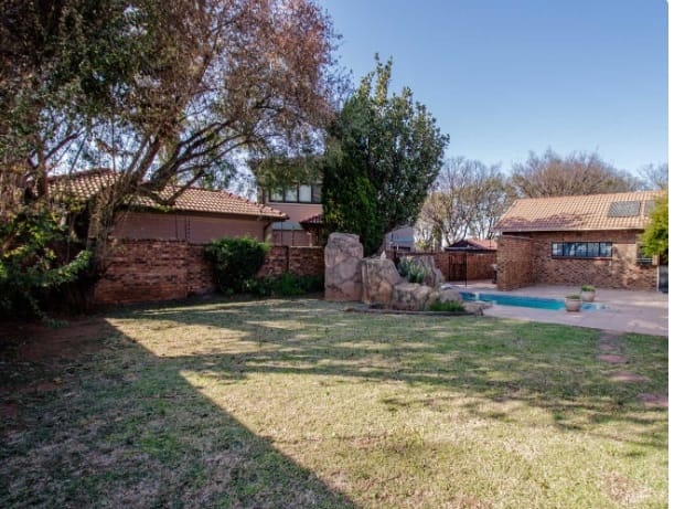 4 Bedroom Property for Sale in Dersley Gauteng
