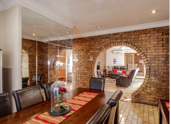4 Bedroom Property for Sale in Dersley Gauteng