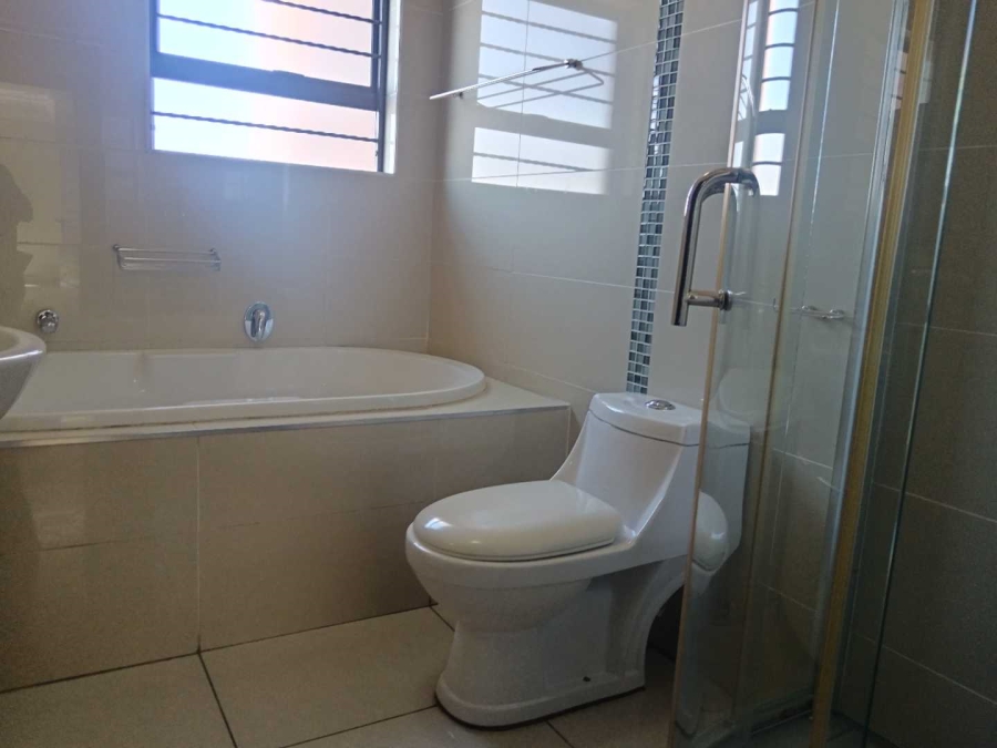 2 Bedroom Property for Sale in Ravenswood Gauteng