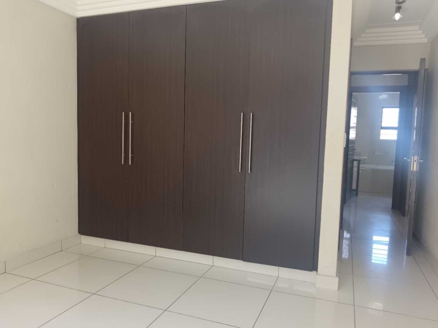 2 Bedroom Property for Sale in Ravenswood Gauteng