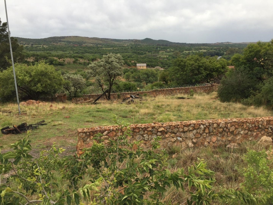 0 Bedroom Property for Sale in Vaaloewer Gauteng