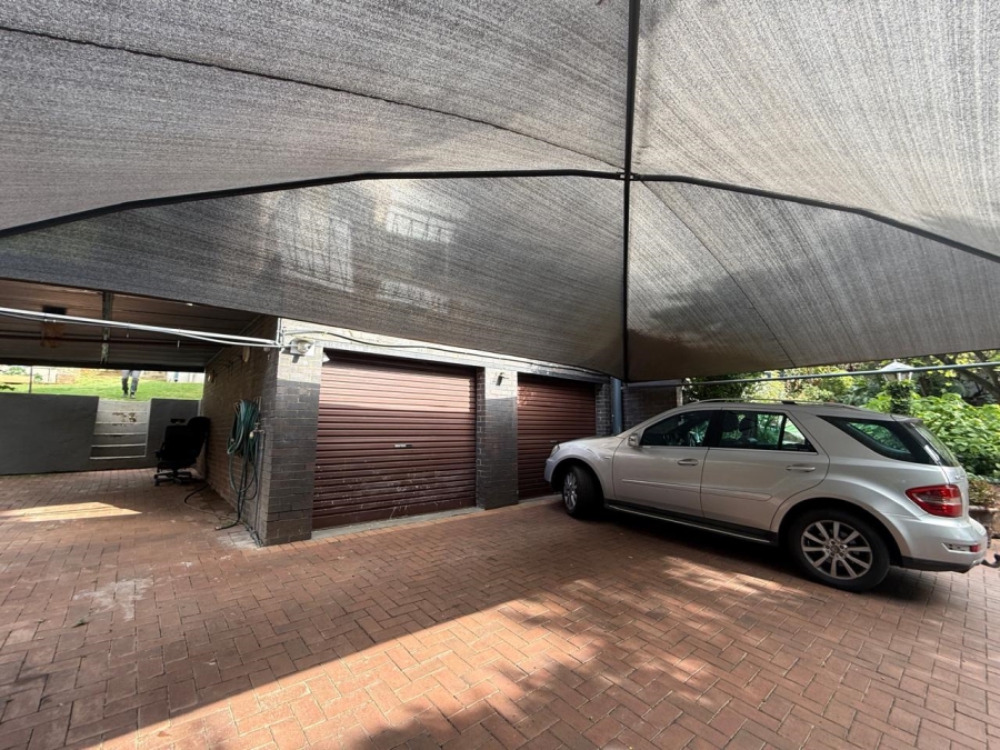 To Let 3 Bedroom Property for Rent in Honeyhills Gauteng