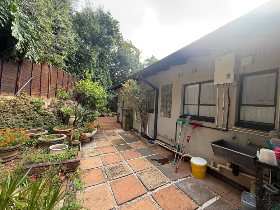 To Let 3 Bedroom Property for Rent in Honeyhills Gauteng