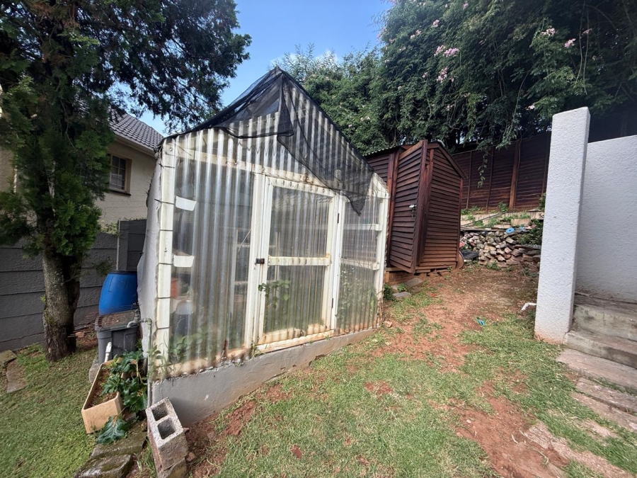 To Let 3 Bedroom Property for Rent in Honeyhills Gauteng