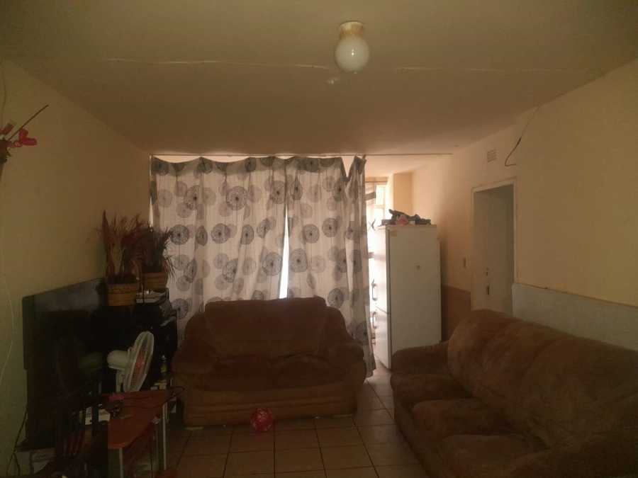 1 Bedroom Property for Sale in Yeoville Gauteng