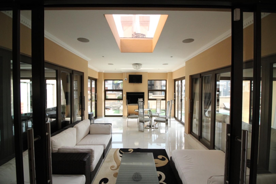 5 Bedroom Property for Sale in Blue Valley Golf Estate Gauteng