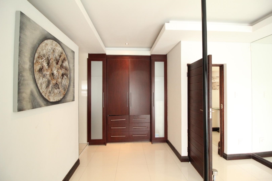 5 Bedroom Property for Sale in Blue Valley Golf Estate Gauteng