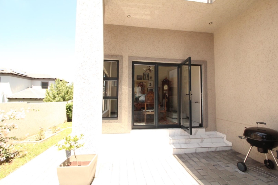 4 Bedroom Property for Sale in Blue Valley Golf Estate Gauteng