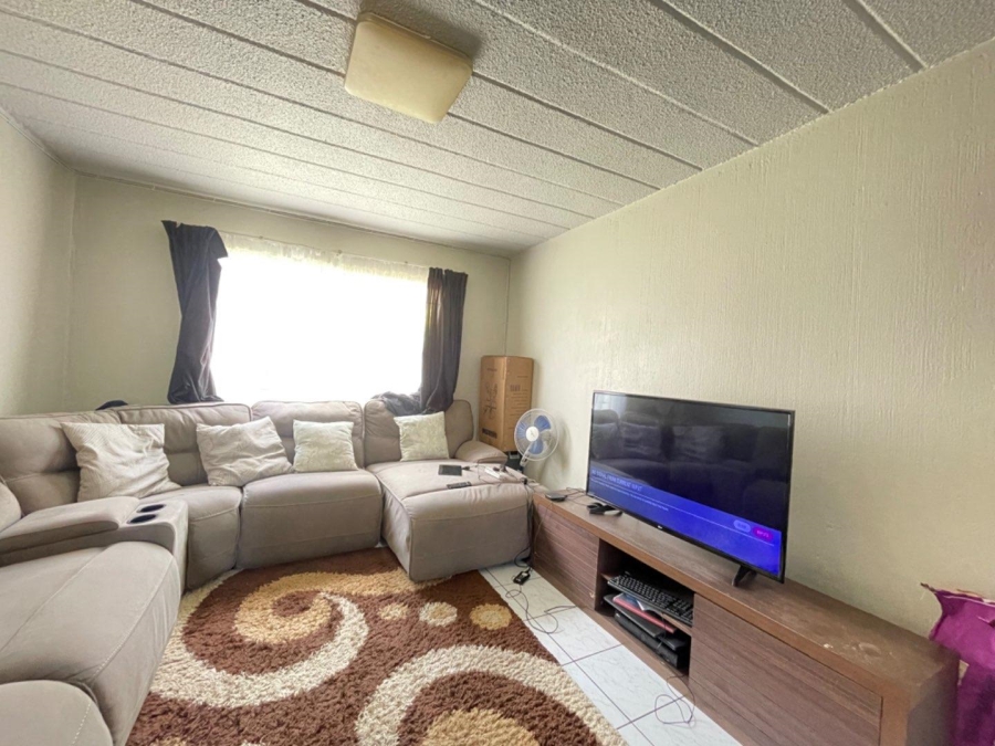 To Let 2 Bedroom Property for Rent in Norkem Park Gauteng