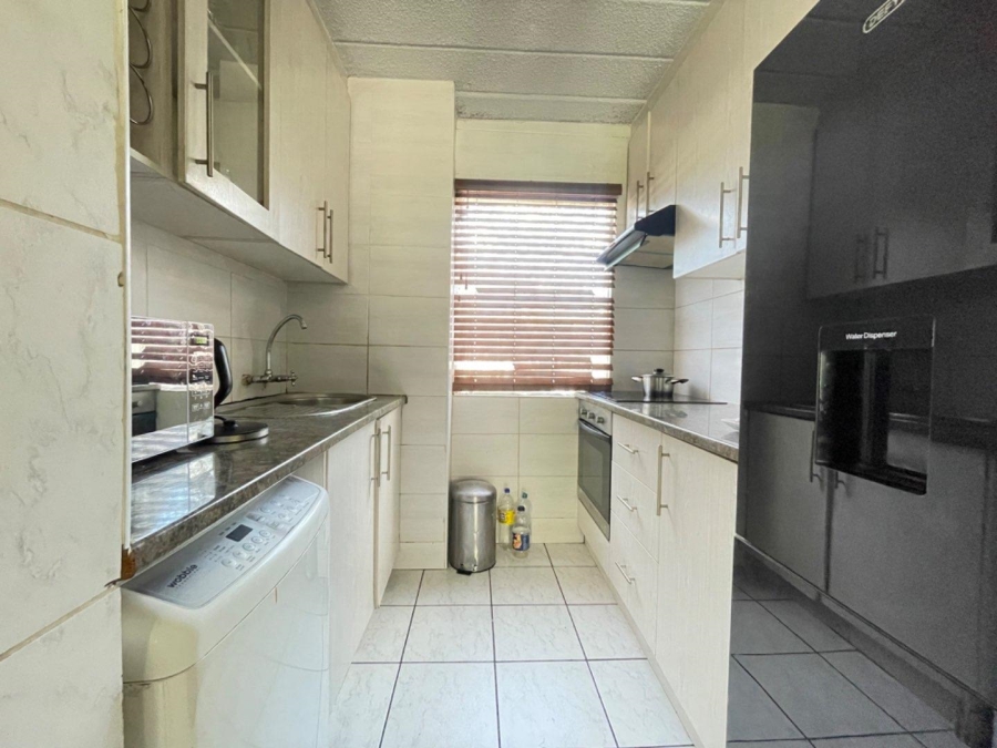 To Let 2 Bedroom Property for Rent in Norkem Park Gauteng