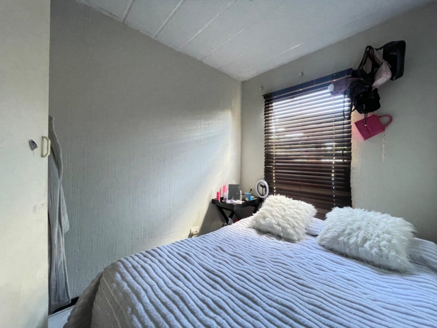 To Let 2 Bedroom Property for Rent in Norkem Park Gauteng