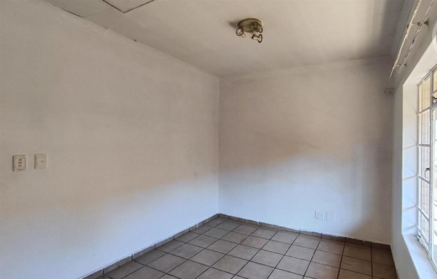 2 Bedroom Property for Sale in Pomona Gauteng