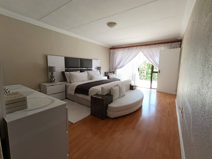 3 Bedroom Property for Sale in Meyersdal Gauteng