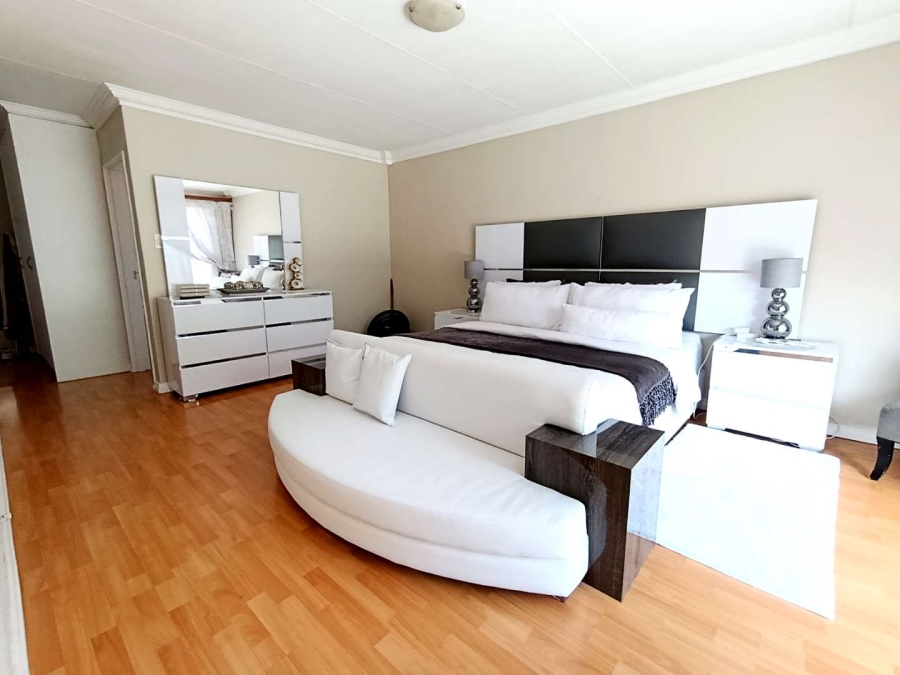 3 Bedroom Property for Sale in Meyersdal Gauteng