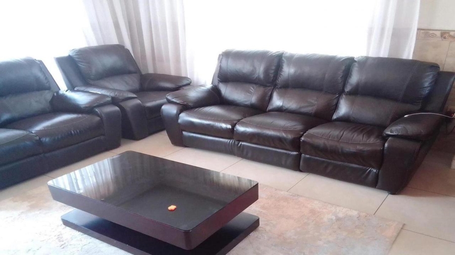 3 Bedroom Property for Sale in Alveda Park Gauteng
