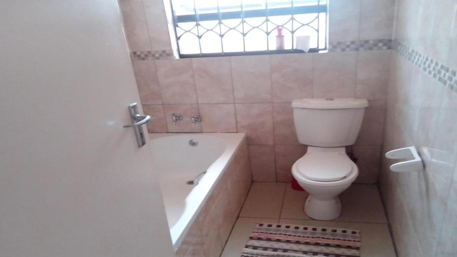 3 Bedroom Property for Sale in Alveda Park Gauteng