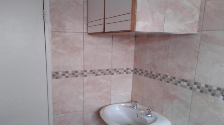 3 Bedroom Property for Sale in Alveda Park Gauteng