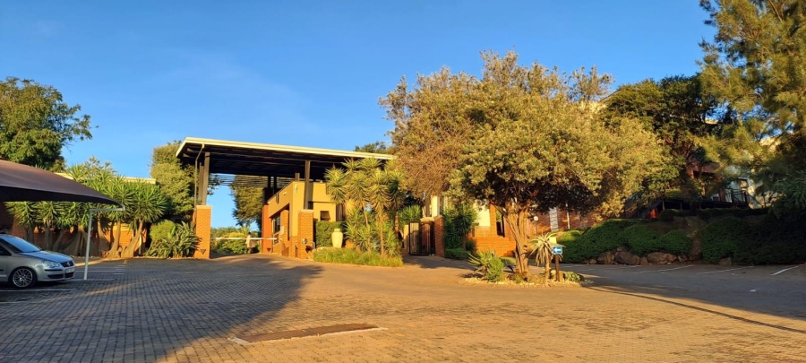 2 Bedroom Property for Sale in Bassonia Gauteng