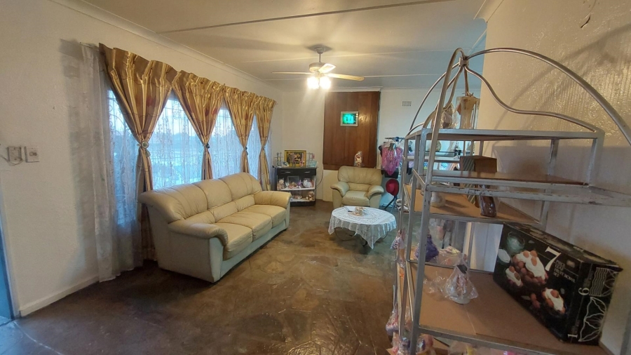 To Let commercial Property for Rent in Dinwiddie Gauteng