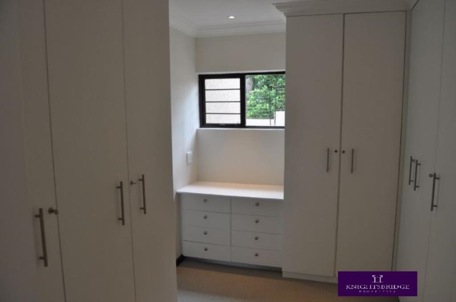 4 Bedroom Property for Sale in Hurlingham Manor Gauteng