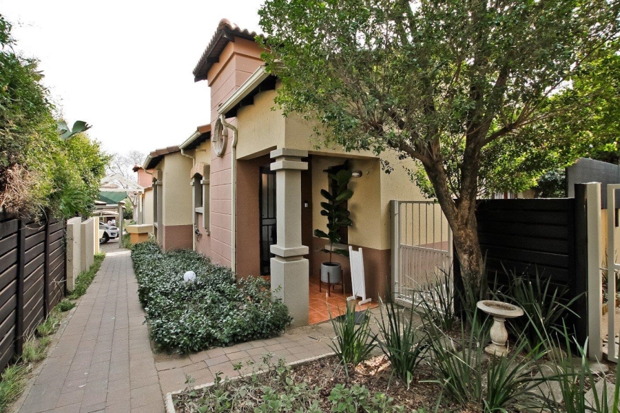 2 Bedroom Property for Sale in Douglasdale Gauteng