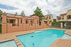 2 Bedroom Property for Sale in Douglasdale Gauteng