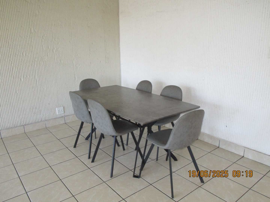 3 Bedroom Property for Sale in Bramley Park Gauteng