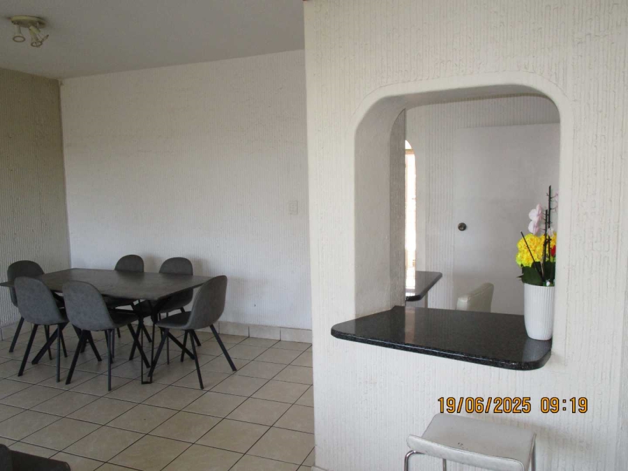 3 Bedroom Property for Sale in Bramley Park Gauteng