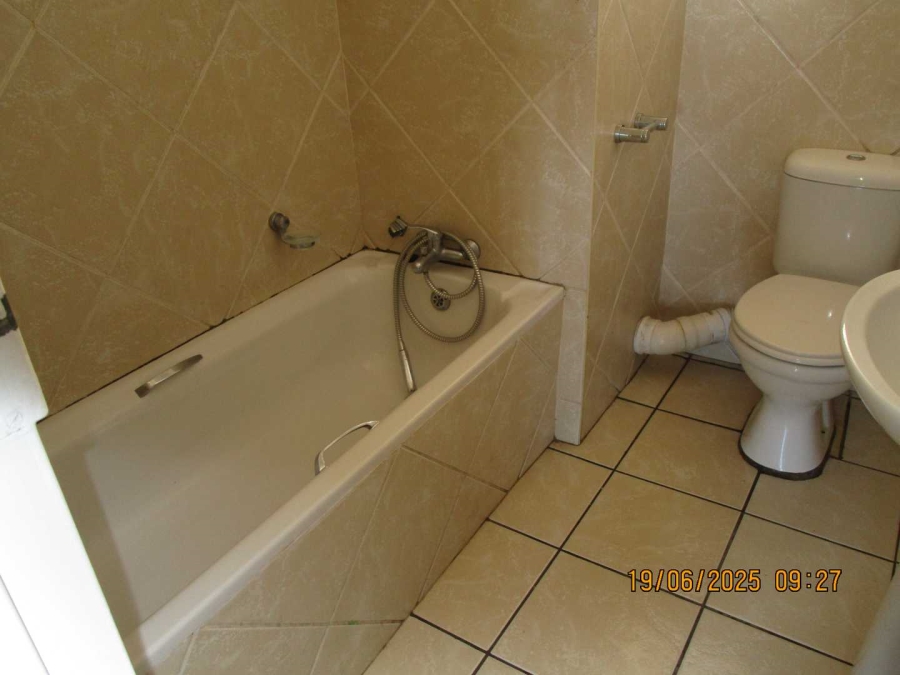 3 Bedroom Property for Sale in Bramley Park Gauteng