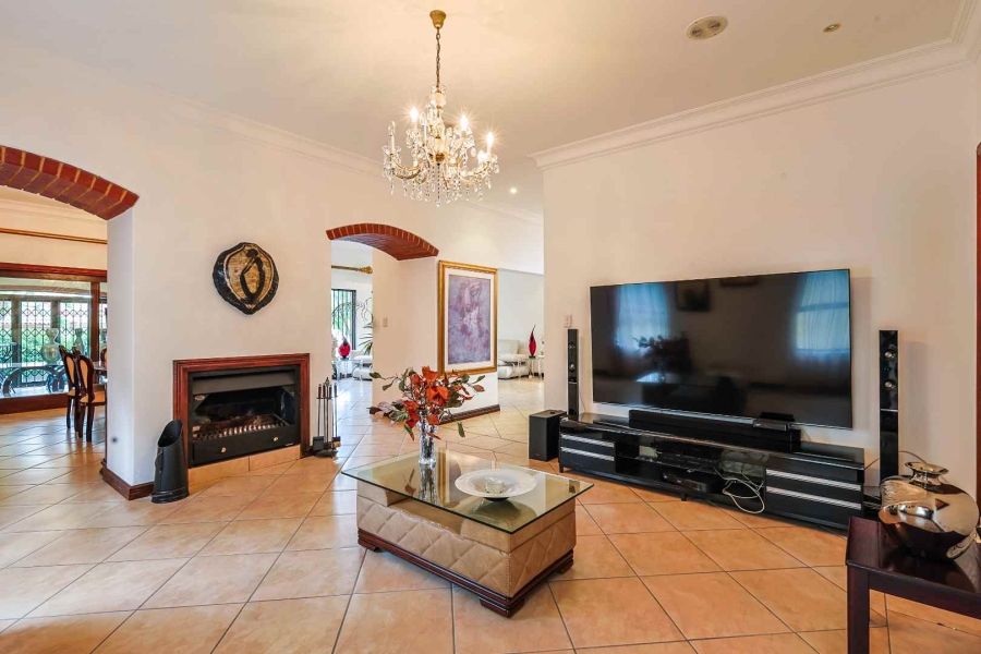 To Let 4 Bedroom Property for Rent in Silver Lakes Golf Estate Gauteng