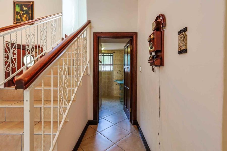 To Let 4 Bedroom Property for Rent in Silver Lakes Golf Estate Gauteng