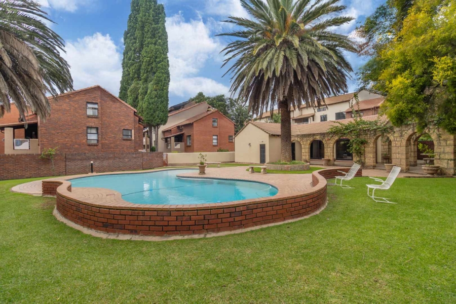 To Let 2 Bedroom Property for Rent in Paulshof Gauteng