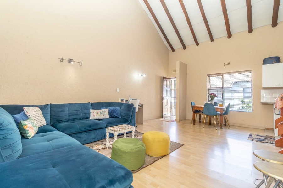 To Let 2 Bedroom Property for Rent in Paulshof Gauteng