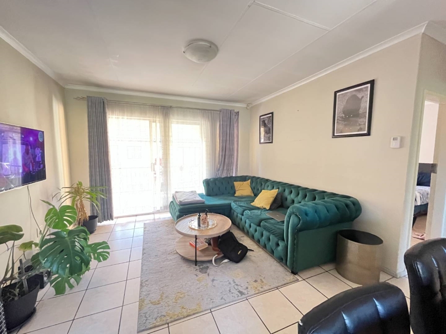 To Let 2 Bedroom Property for Rent in Wilgeheuwel Gauteng