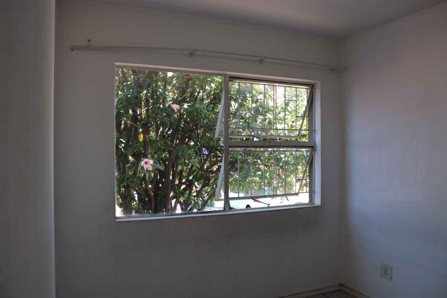 To Let 2 Bedroom Property for Rent in Vorna Valley Gauteng