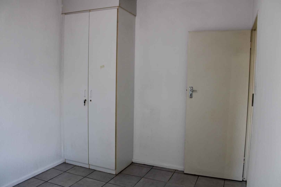 To Let 2 Bedroom Property for Rent in Vorna Valley Gauteng