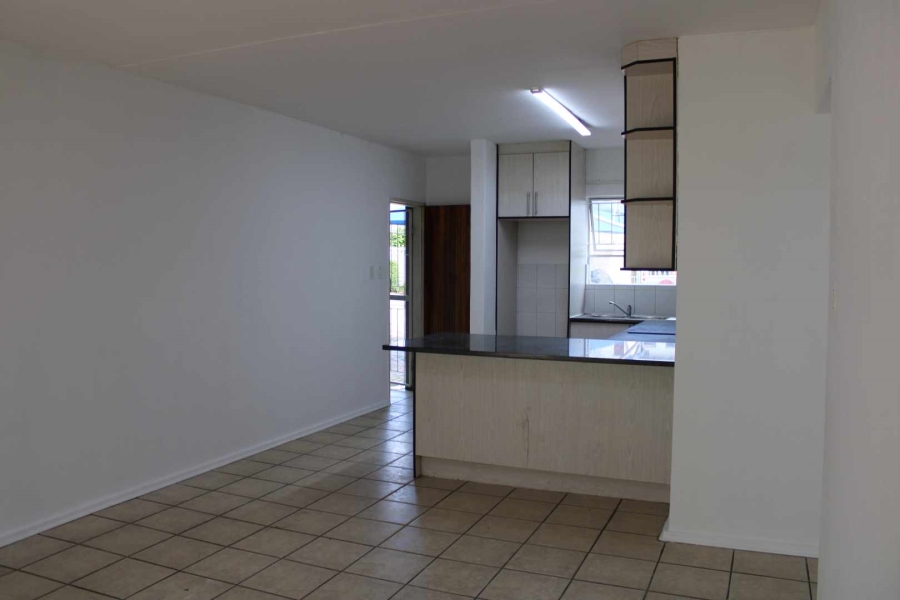 To Let 2 Bedroom Property for Rent in Vorna Valley Gauteng