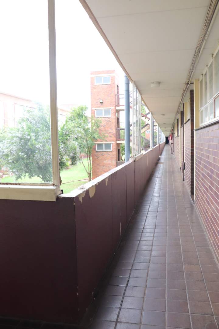 2 Bedroom Property for Sale in Florida Gauteng