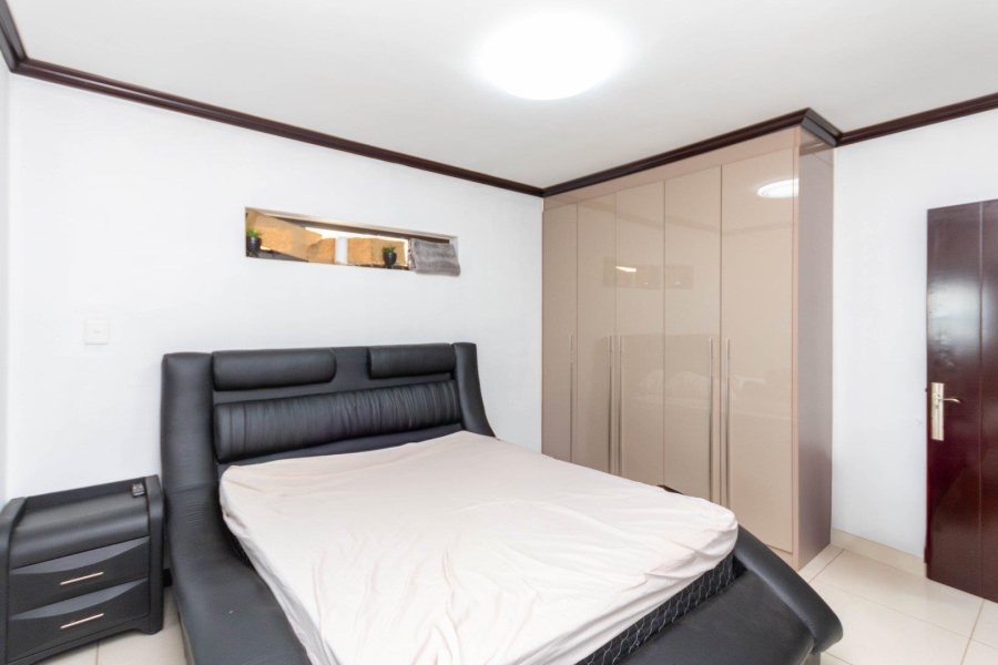 1 Bedroom Property for Sale in Broadacres Gauteng